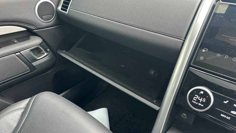 Land Rover Discovery 3.0 D350 Dynamic SE 5dr Auto Diesel Station Wagon